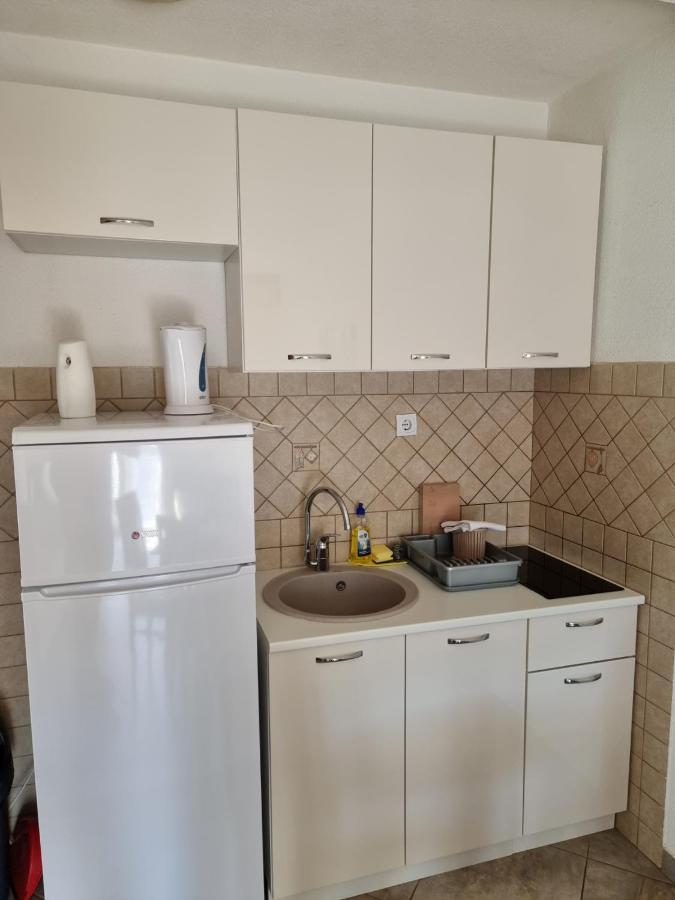 Apartments Vranes Тиват Экстерьер фото