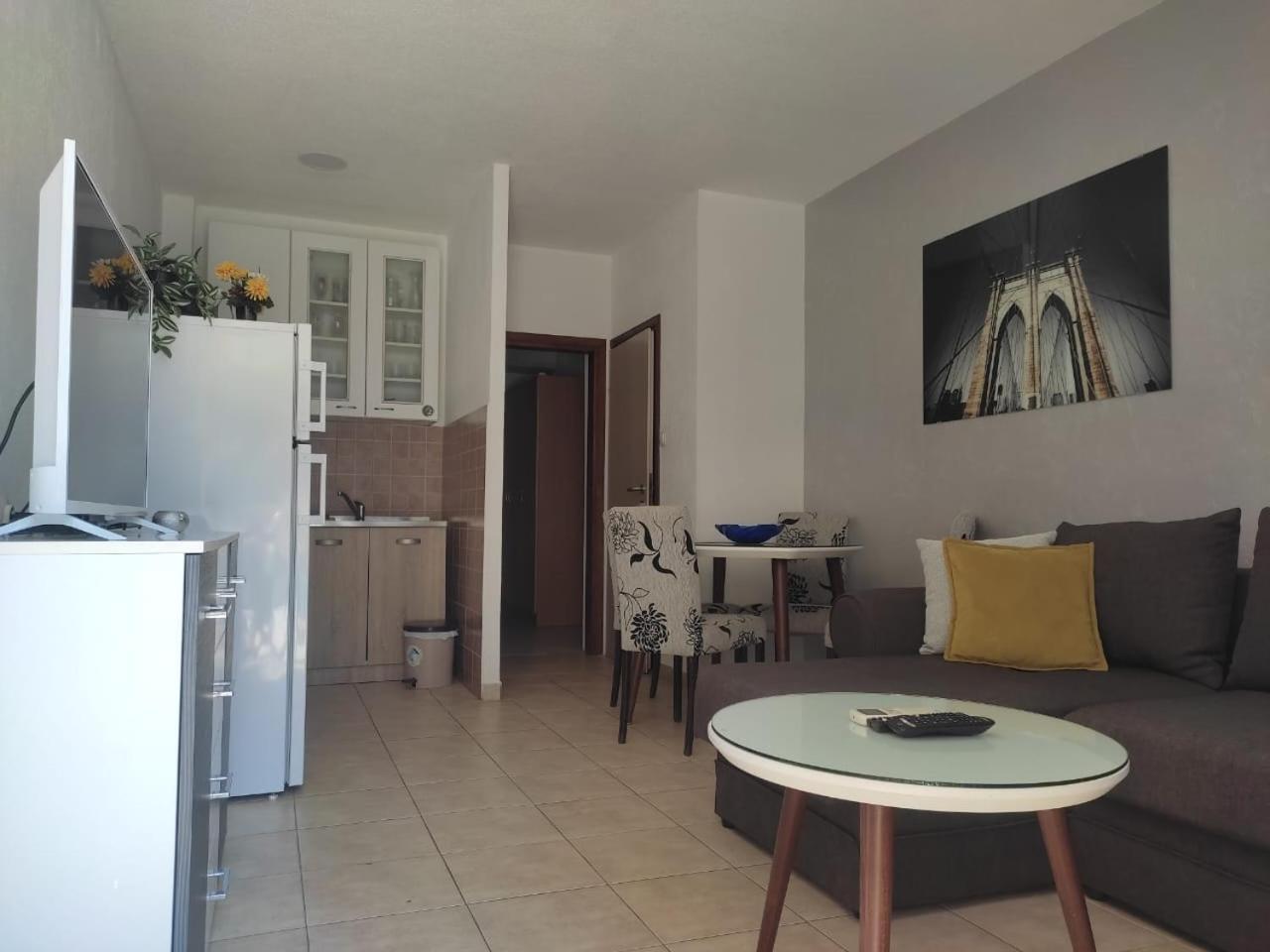 Apartments Vranes Тиват Экстерьер фото